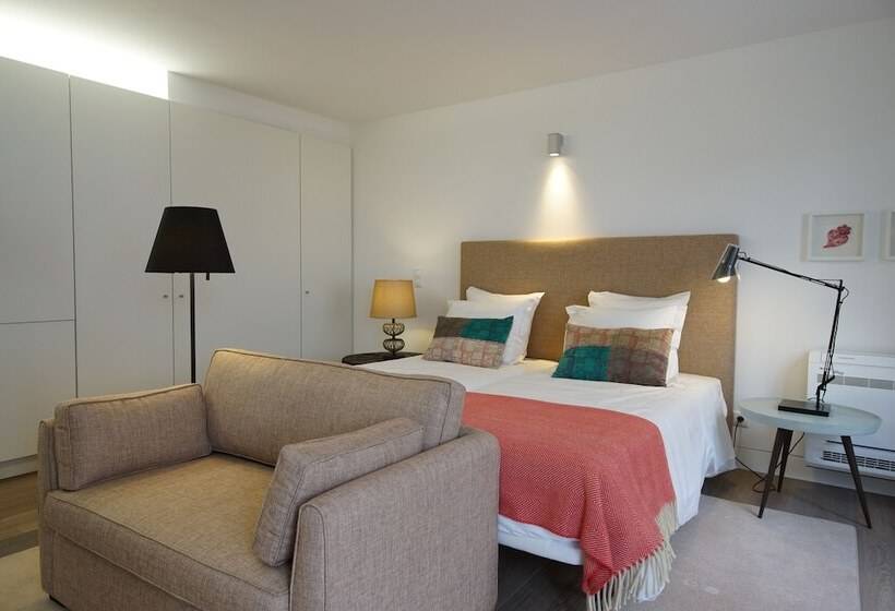 Alma Moura Residences