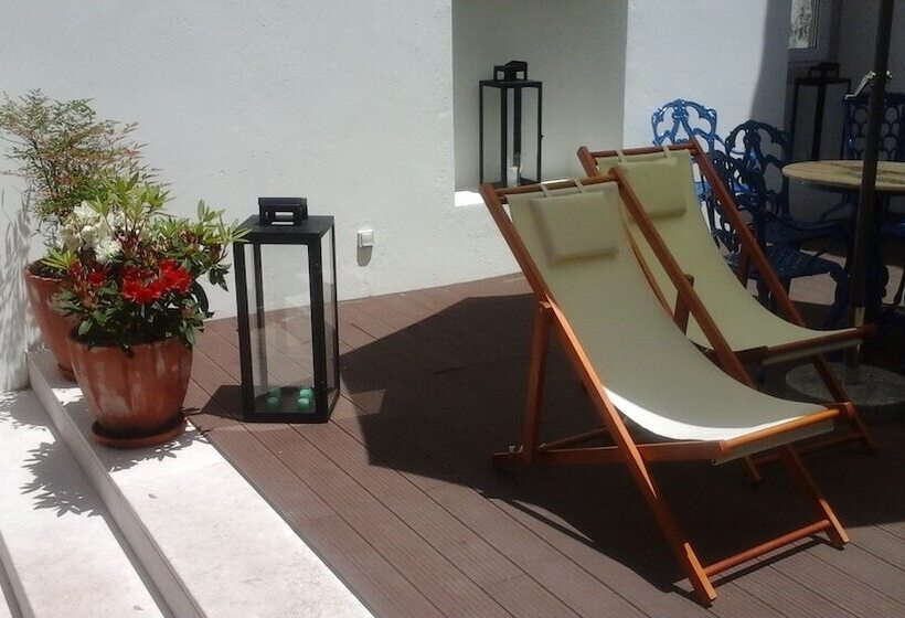 Alma Moura Residences