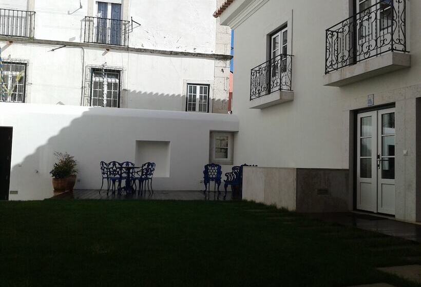 Alma Moura Residences