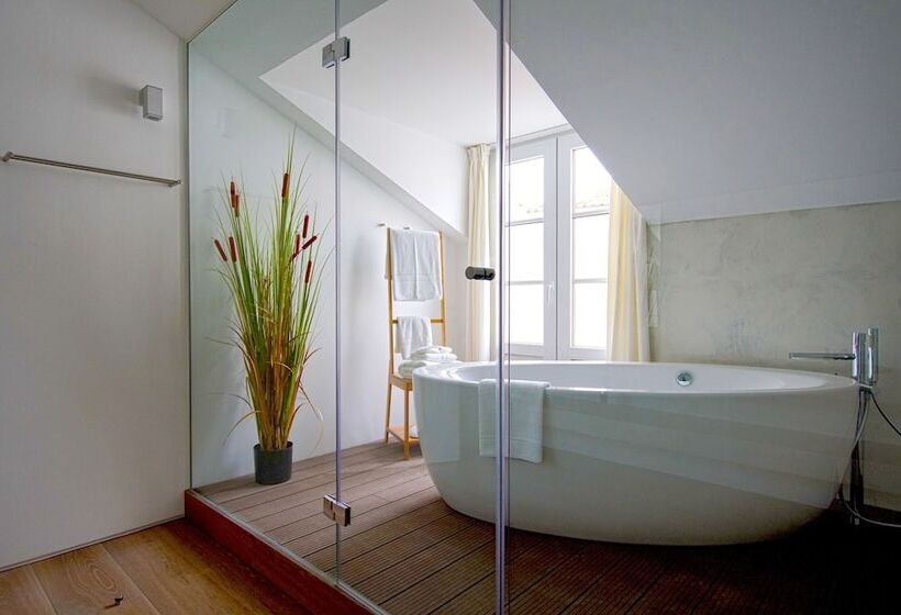 Alma Moura Residences