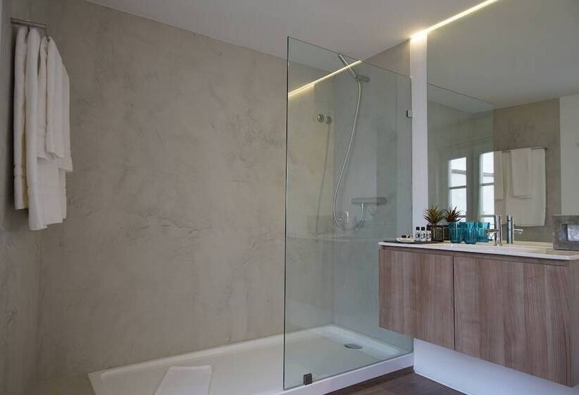 Alma Moura Residences