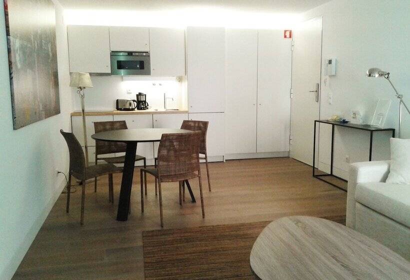 Alma Moura Residences