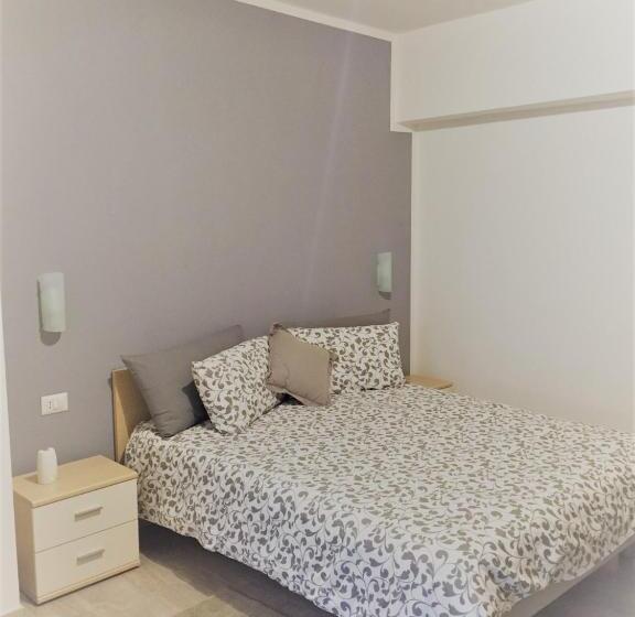 تختخواب و صبحانه Bella Vita Guesthouse  Parcheggio Privato Interno