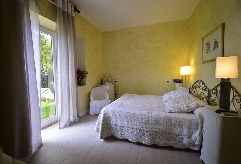 ベッドアンドブレックファースト Casa Solares