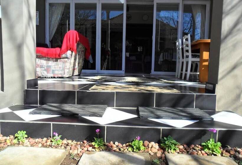 민박 Convent Hill Lodge