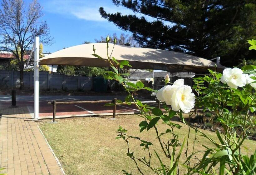 צימר Convent Hill Lodge