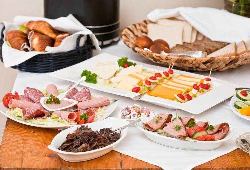 Bed and Breakfast De Oude Yotclub