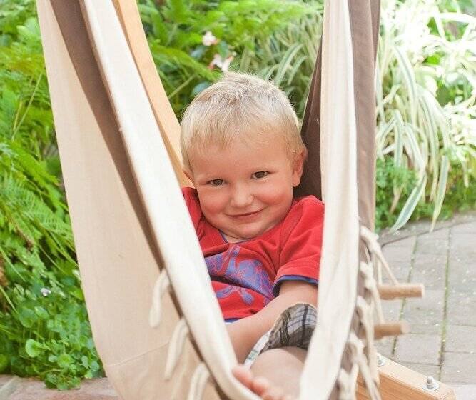 Bed and Breakfast De Oude Yotclub