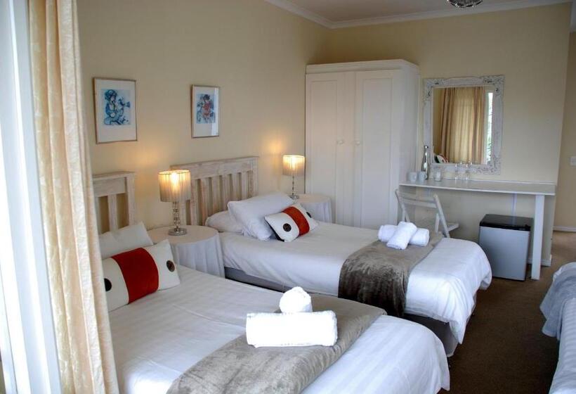 تختخواب و صبحانه Mandalay Guest House Plettenberg Bay