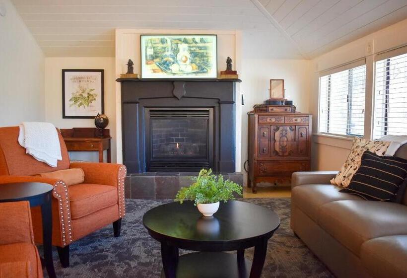 مبيت وإفطار Mccall House Boutique