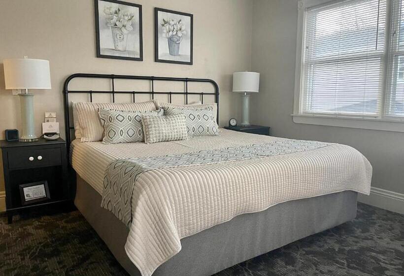 مبيت وإفطار Mccall House Boutique