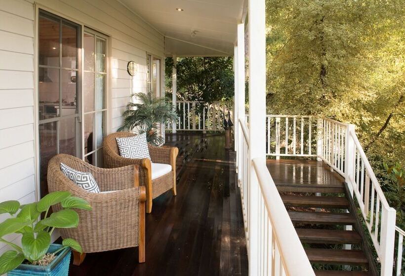 צימר Myers Creek Cascades Luxury Cottages