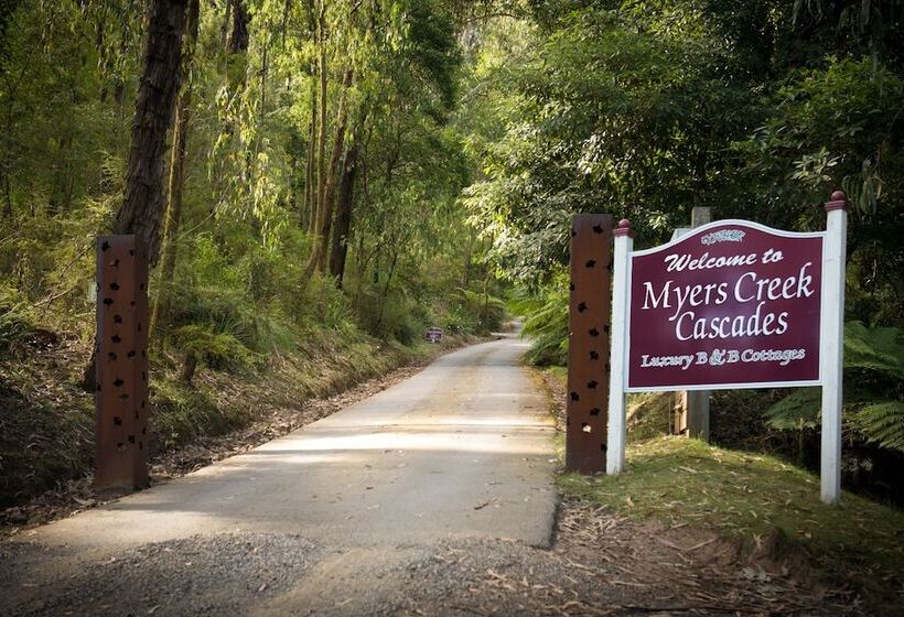 צימר Myers Creek Cascades Luxury Cottages