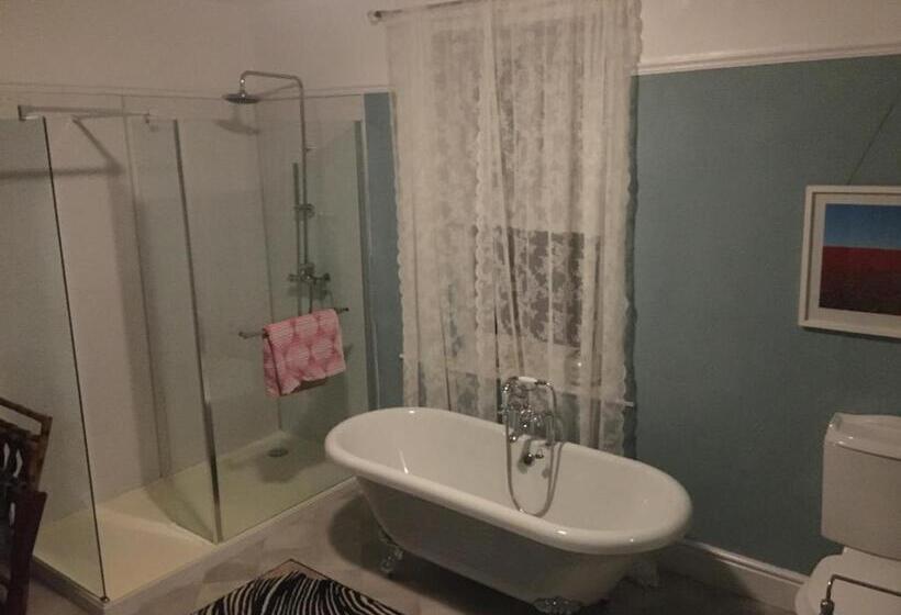 민박 Newberry Beach Lodge