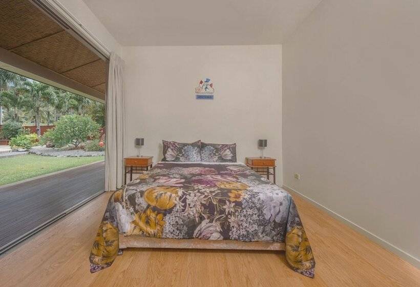 تختخواب و صبحانه Rarotonga S Fishing Lodge   Gt S