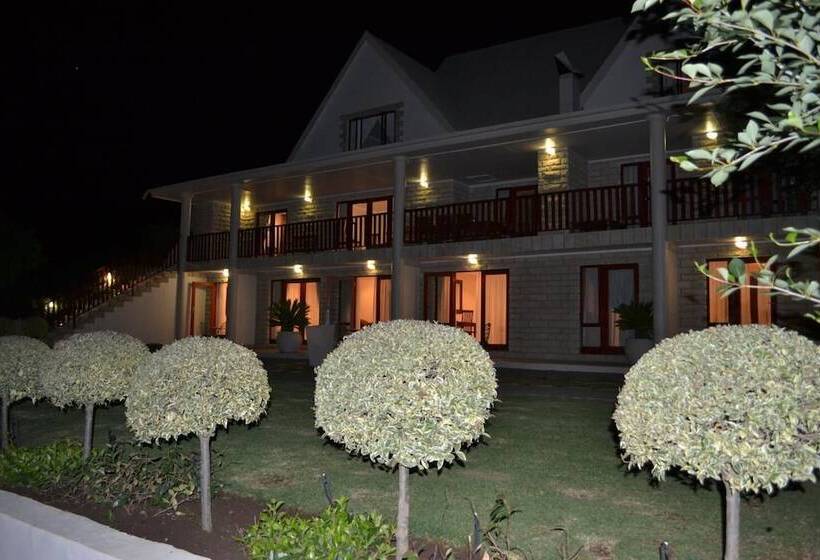 مبيت وإفطار Riverwalk B And B