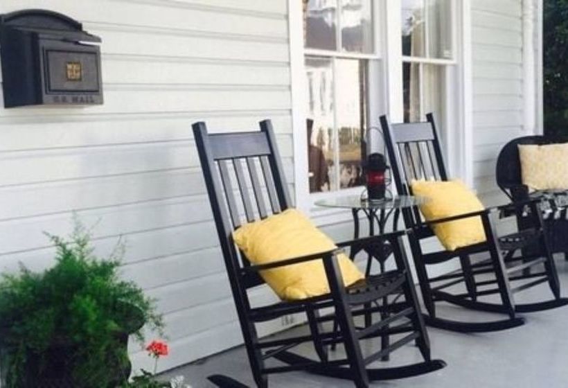 مبيت وإفطار Trowell Historic Inn