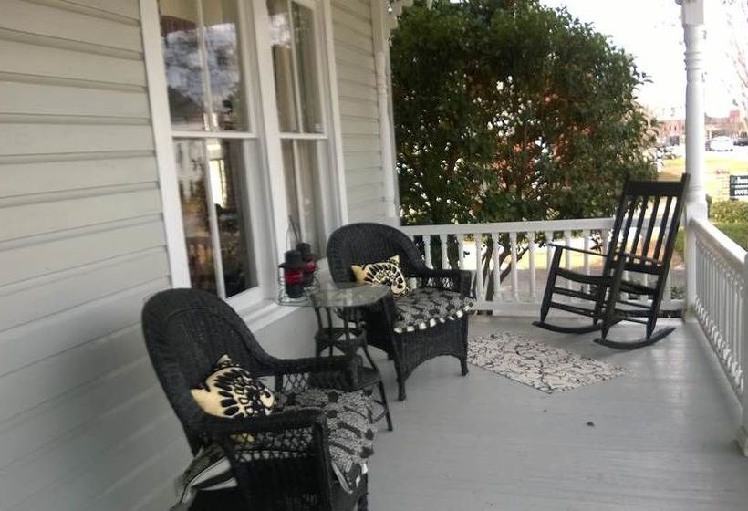 مبيت وإفطار Trowell Historic Inn