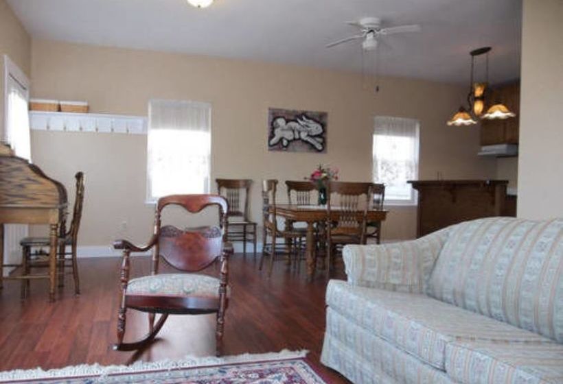 Bunny Trail Guest House