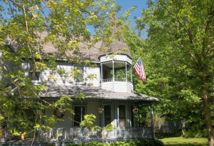 Bunny Trail Guest House