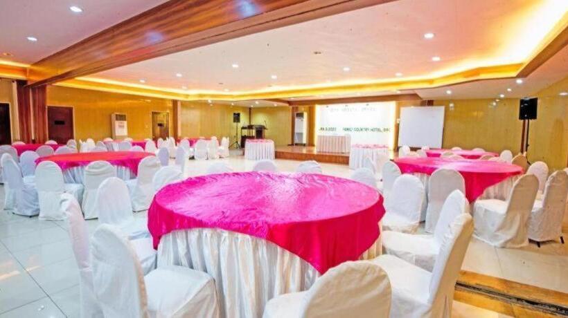 Family Country Hotel And Convention Centre