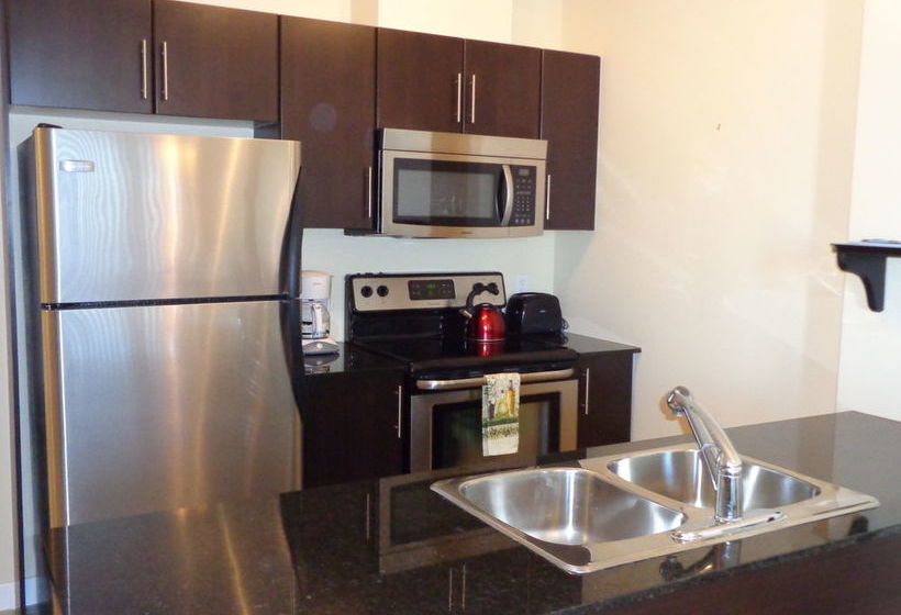 Fastlane Suites In Riverfront