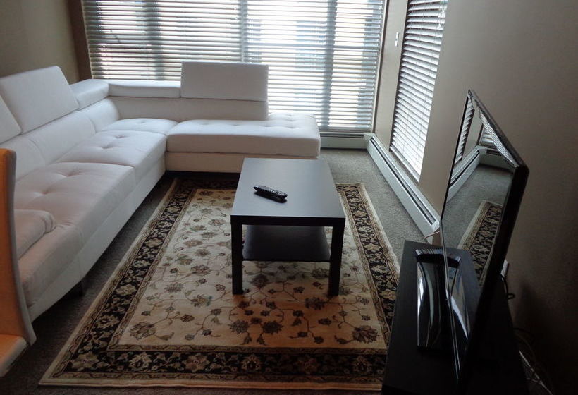 Fastlane Suites In Riverfront