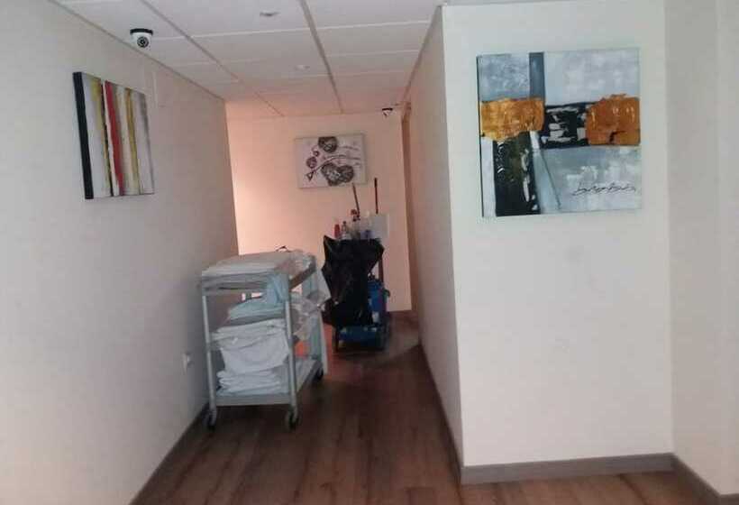 客栈  Europa House Village