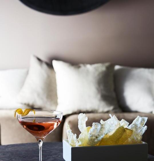 여관 Sikelia Luxury