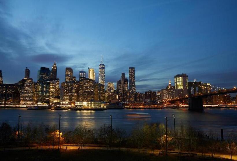 1 Hotel Brooklyn Bridge