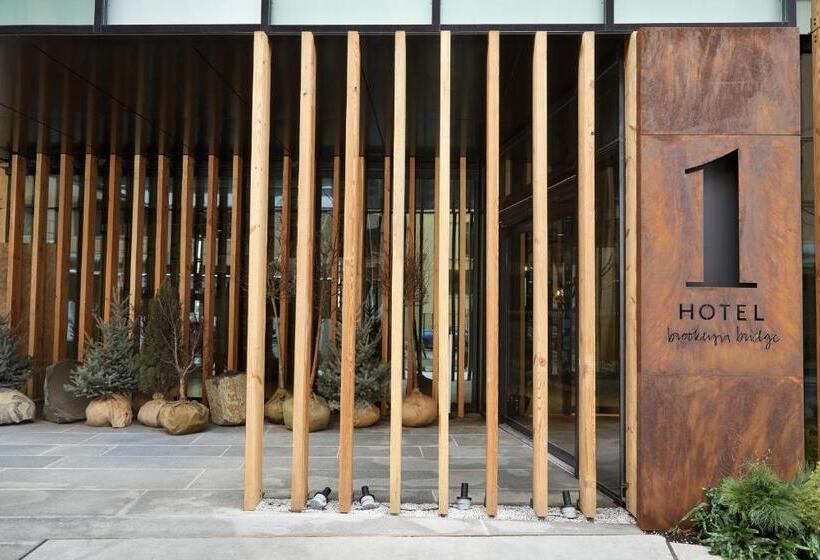 1 Hotel Brooklyn Bridge