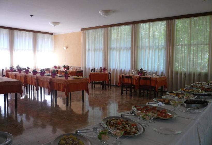 בית מלון כפרי Albergo Ariston