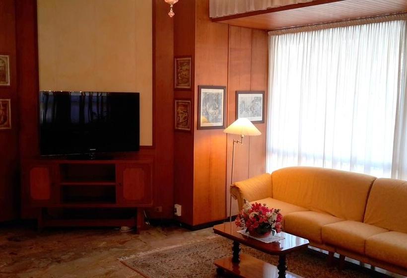 בית מלון כפרי Albergo Ariston