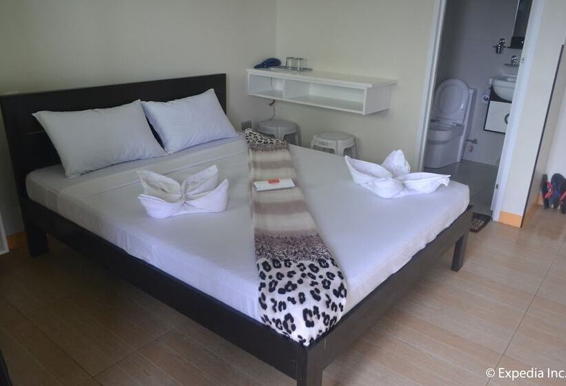 בית מלון כפרי Aroha