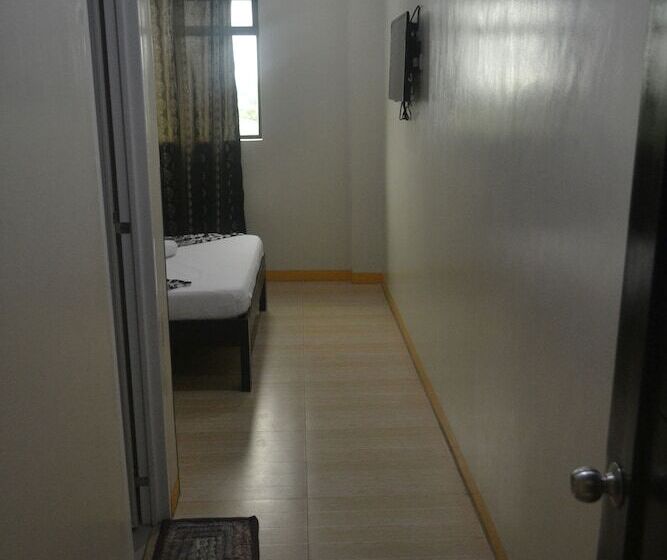 בית מלון כפרי Aroha