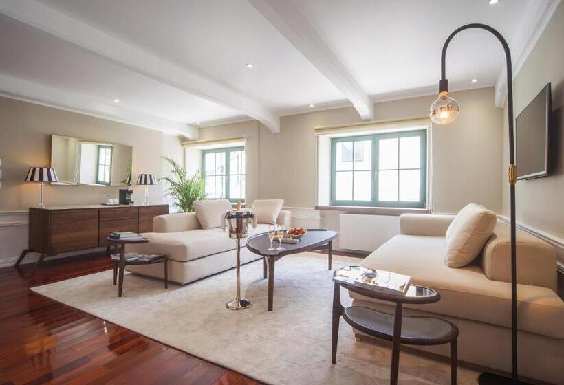 هتل Brown Beach House & Spa