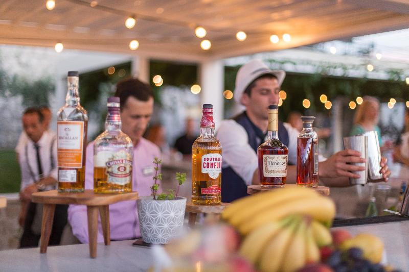 هتل Brown Beach House & Spa