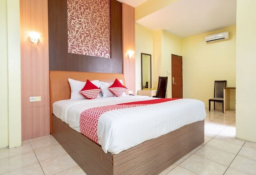 Отель Capital O 2023 Medan Ville