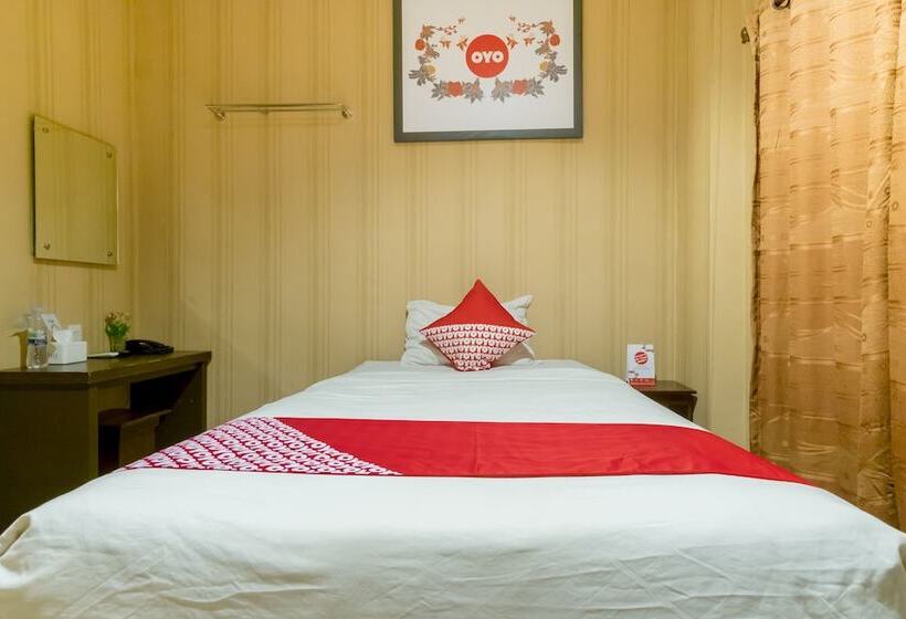 Отель Capital O 2023 Medan Ville