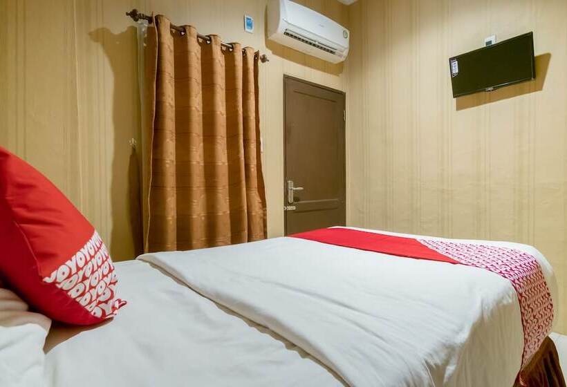 Отель Capital O 2023 Medan Ville