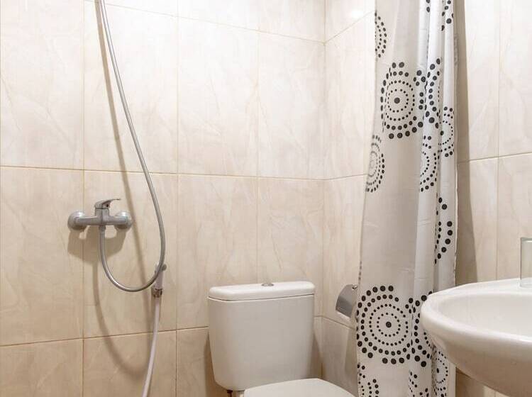 Отель Capital O 2023 Medan Ville