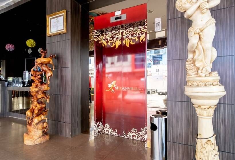 Отель Capital O 2023 Medan Ville