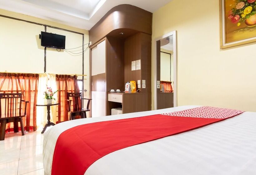 Отель Capital O 2023 Medan Ville