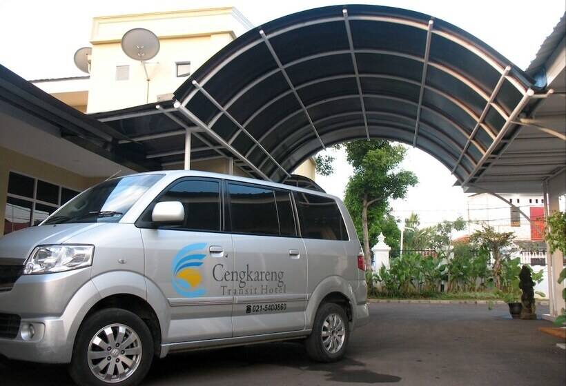 Отель Cengkareng Transit