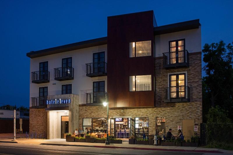 ホテル The Frances Modern Inn