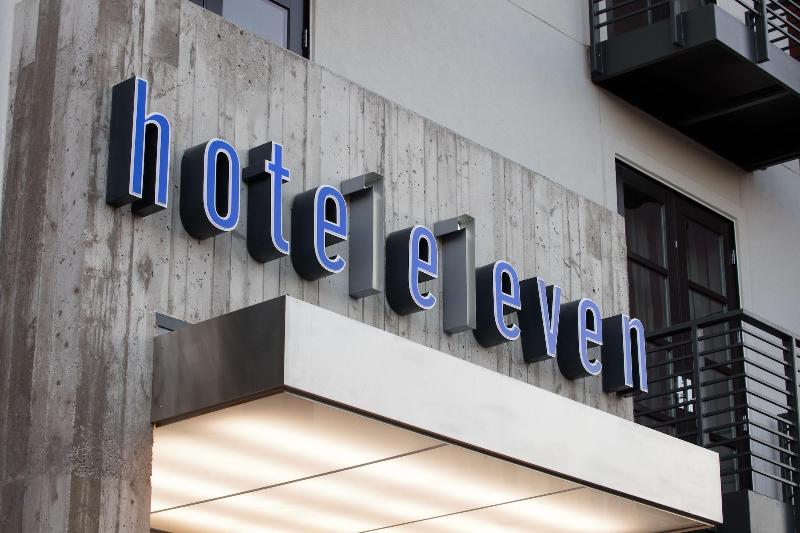 ホテル The Frances Modern Inn