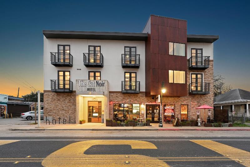 ホテル The Frances Modern Inn