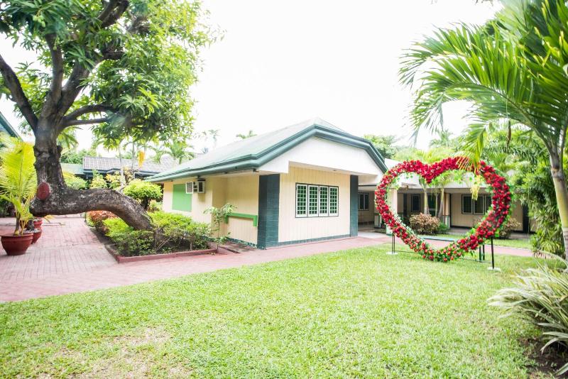 Family Country Hotel And Convention Centre