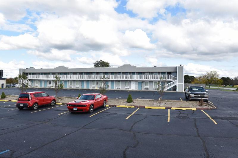 فندق Knights Inn Merrillville