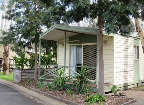 בית מלון כפרי Moama Riverside Holiday Park